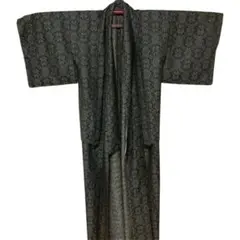 アンサンブル 大島紬 羽織 黒地 赤 菱幾何学文様 正絹 裄64 N583