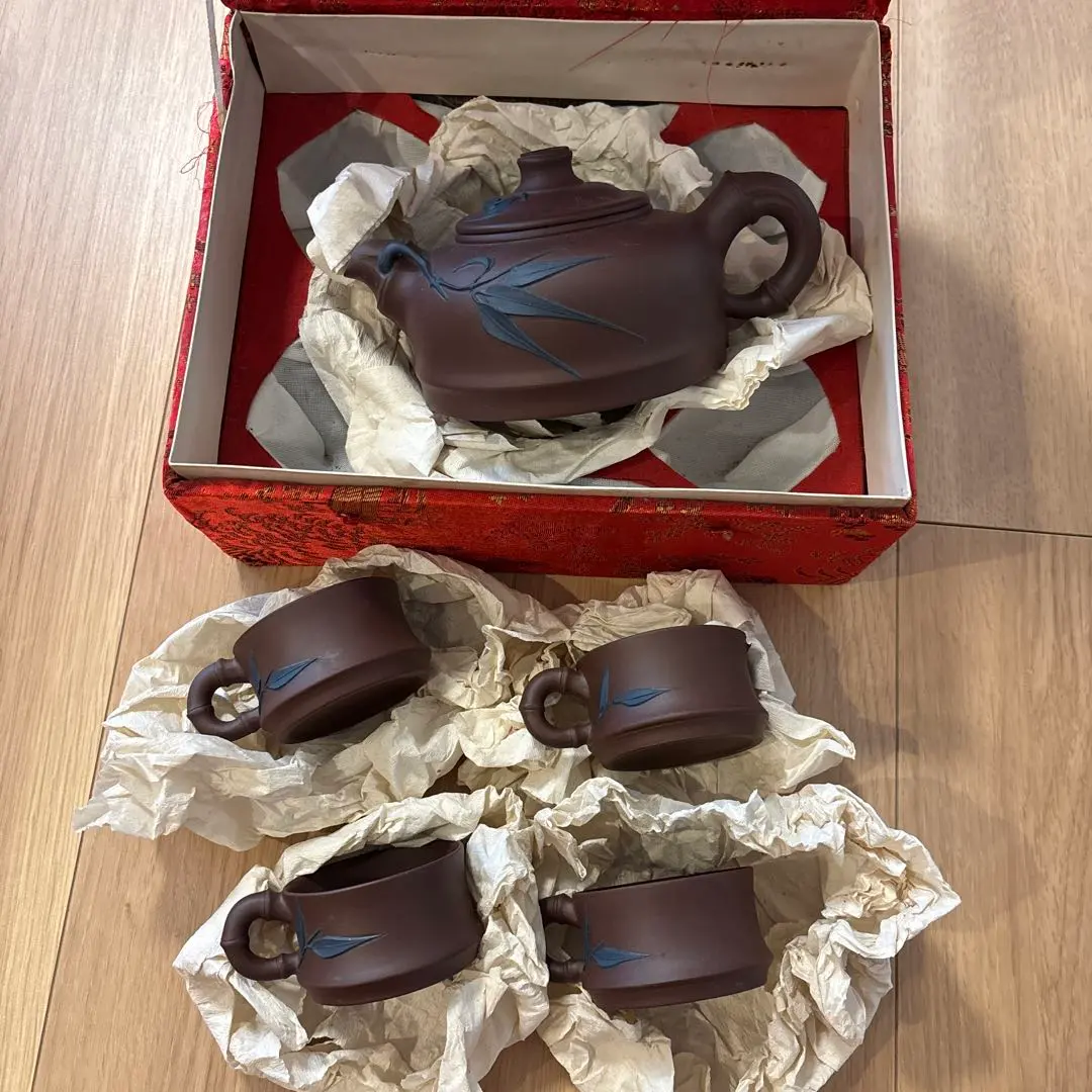 中国の伝統的な茶器「紫砂壺」