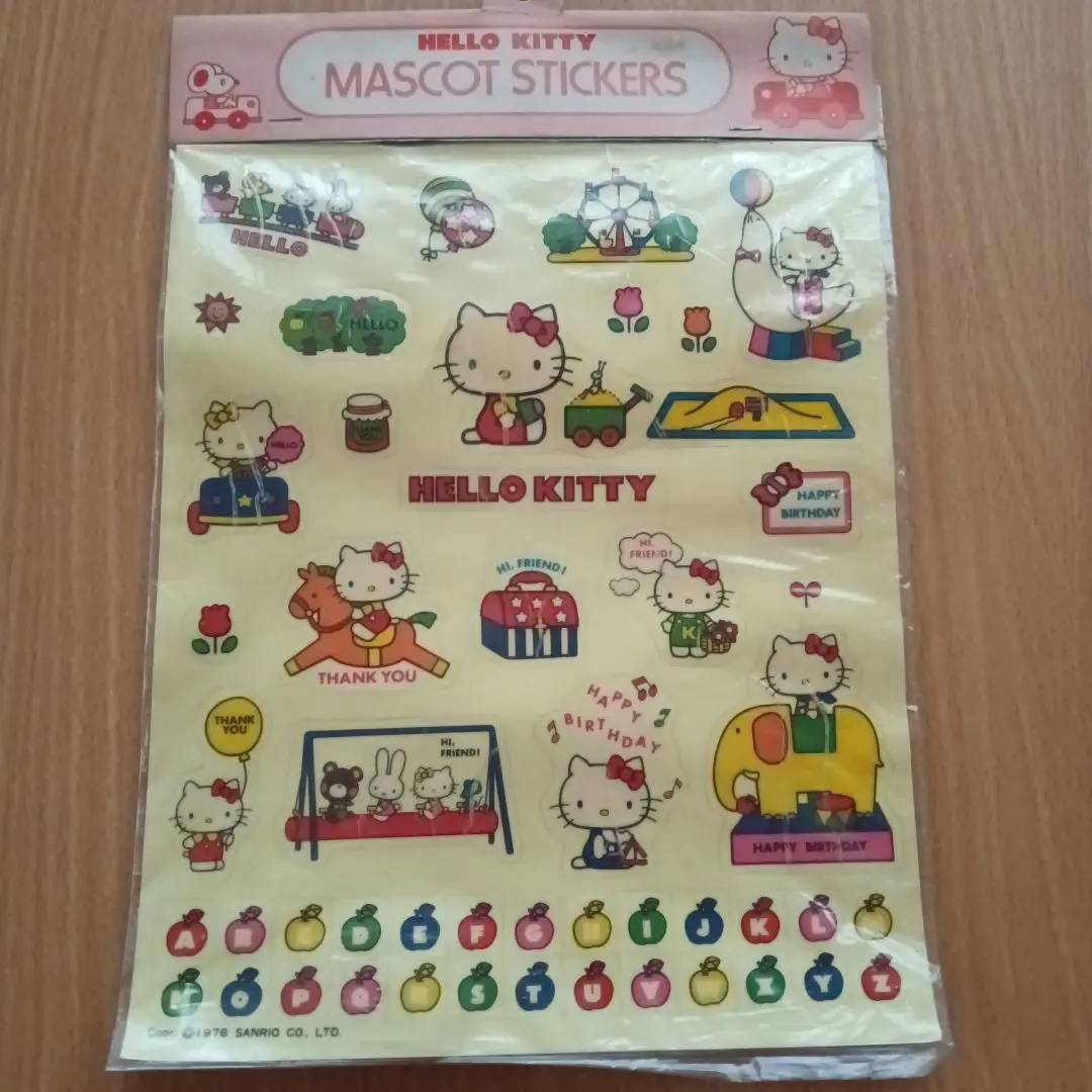 サンリオ　ハローキティMASCOTSTICKERS 1976年製　昭和レトロ