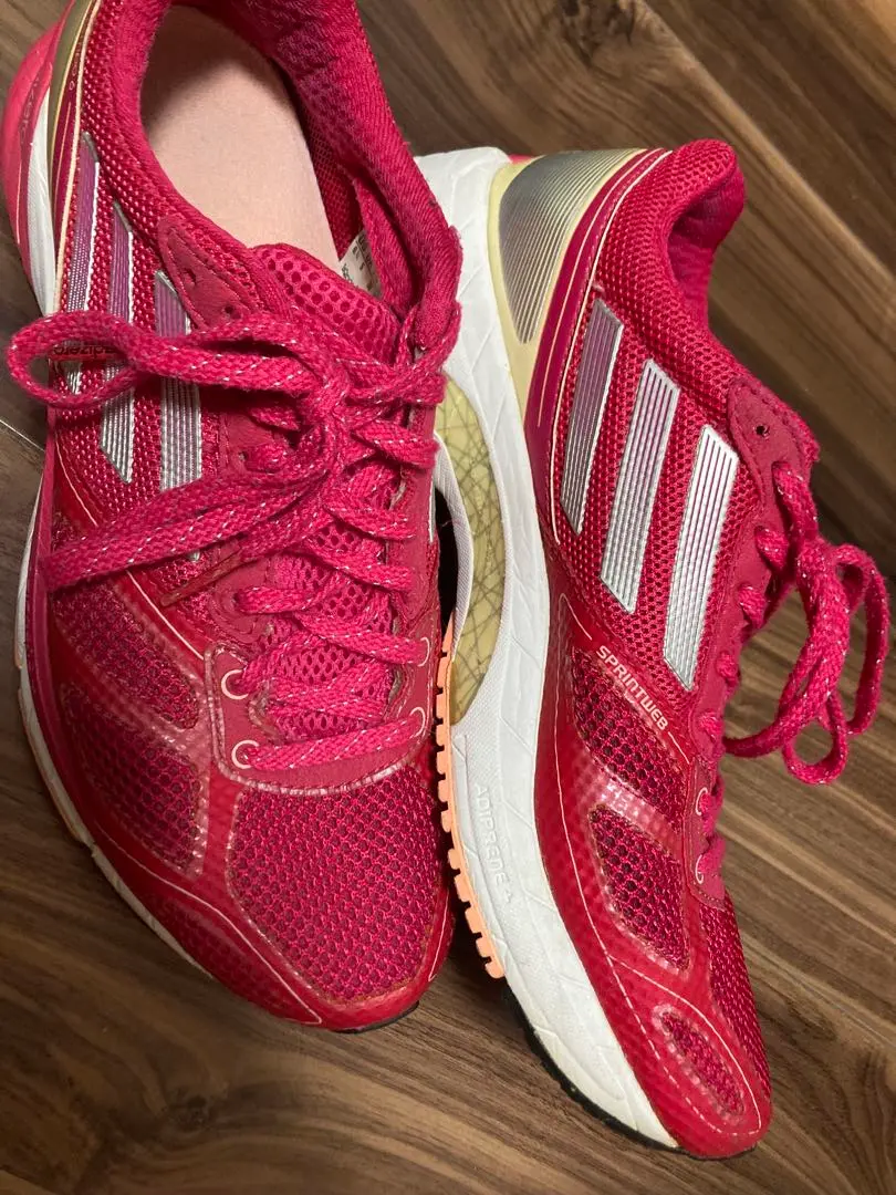 ランニングシューズ adizero tempo6 軽量 レディース 23.5cm