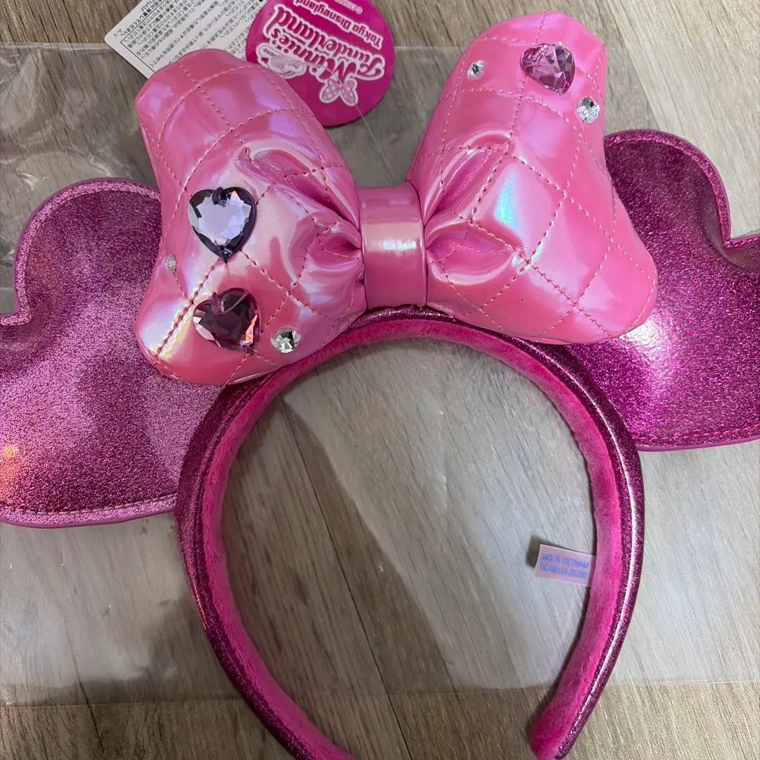 ミニー カチューシャ ピンク 新品タグ付き ファンダーランド