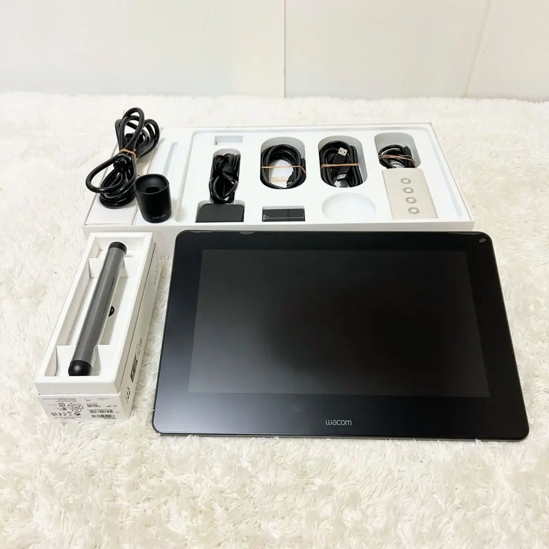 ワコム シンティック PRO 13 DTH 1320ジャンク品 漫画 イラスト ワコム シンティック PRO 13 DTH 1320ジャンク品 漫画 イラスト