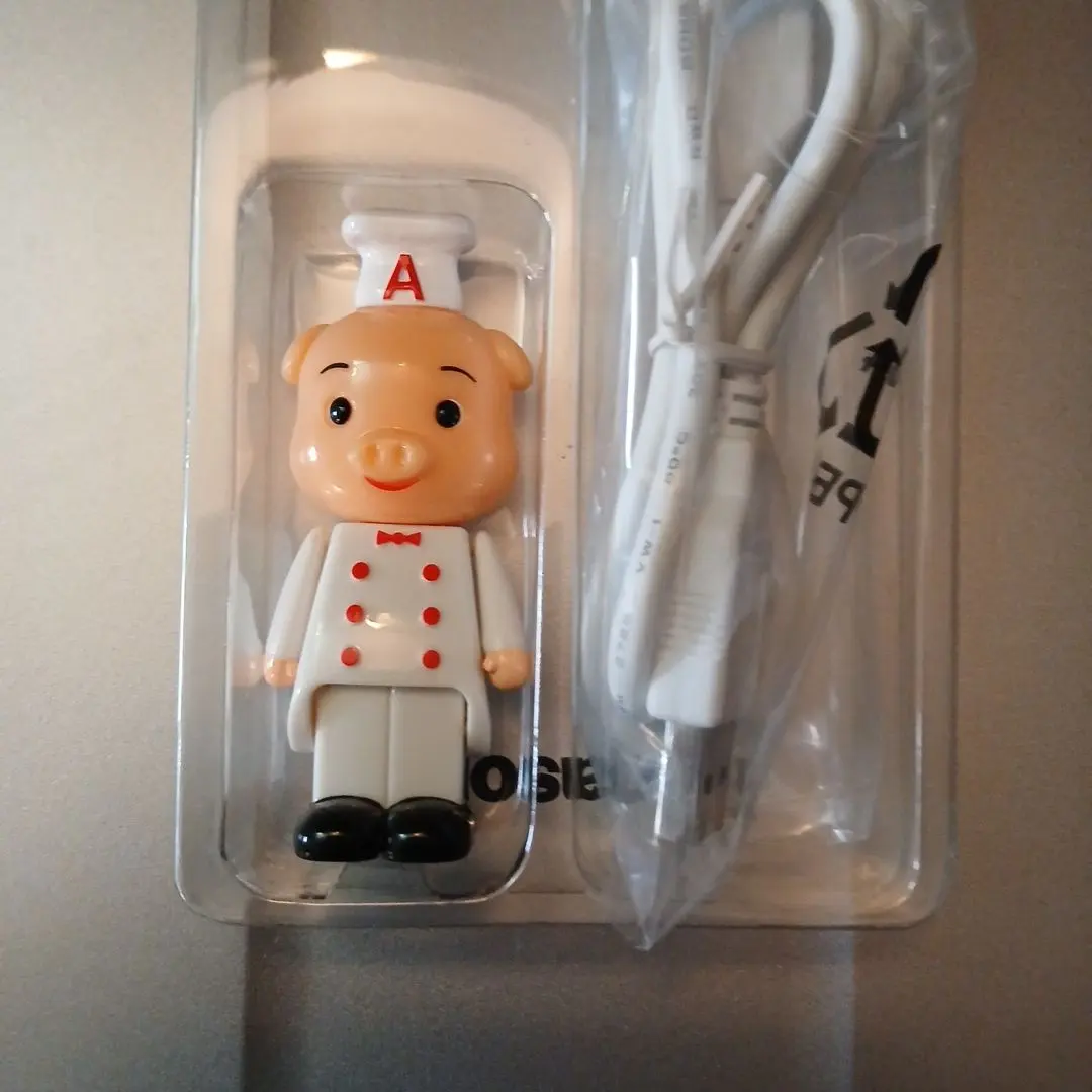 エースCook　子ブタシェフのキャラクター USBフラッシュメモリ