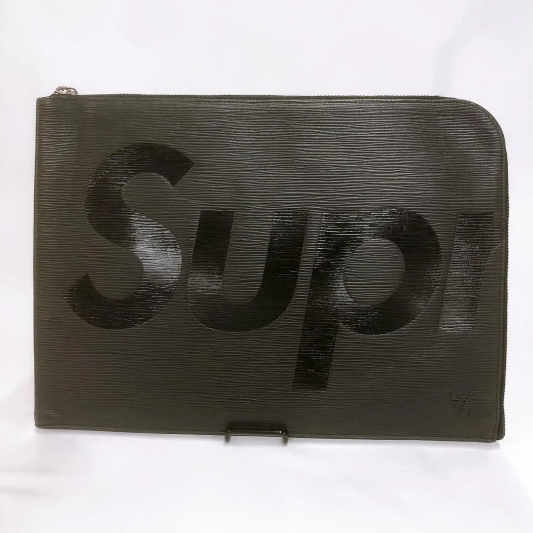 ルイヴィトン シュプリーム コラボ エピ クラッチバッグ QP-23A0027