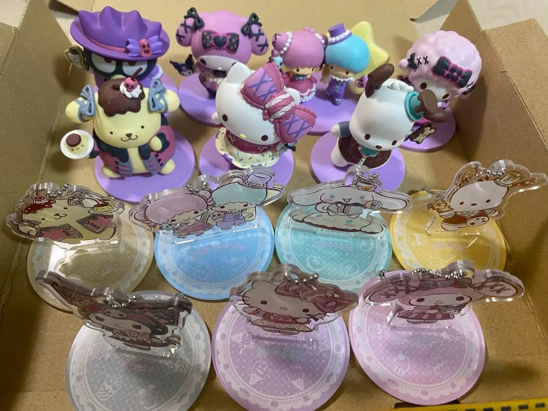ハッピーくじ❣️サンリオ ハロウィン❣️フィギュア アクスタ 14点セット