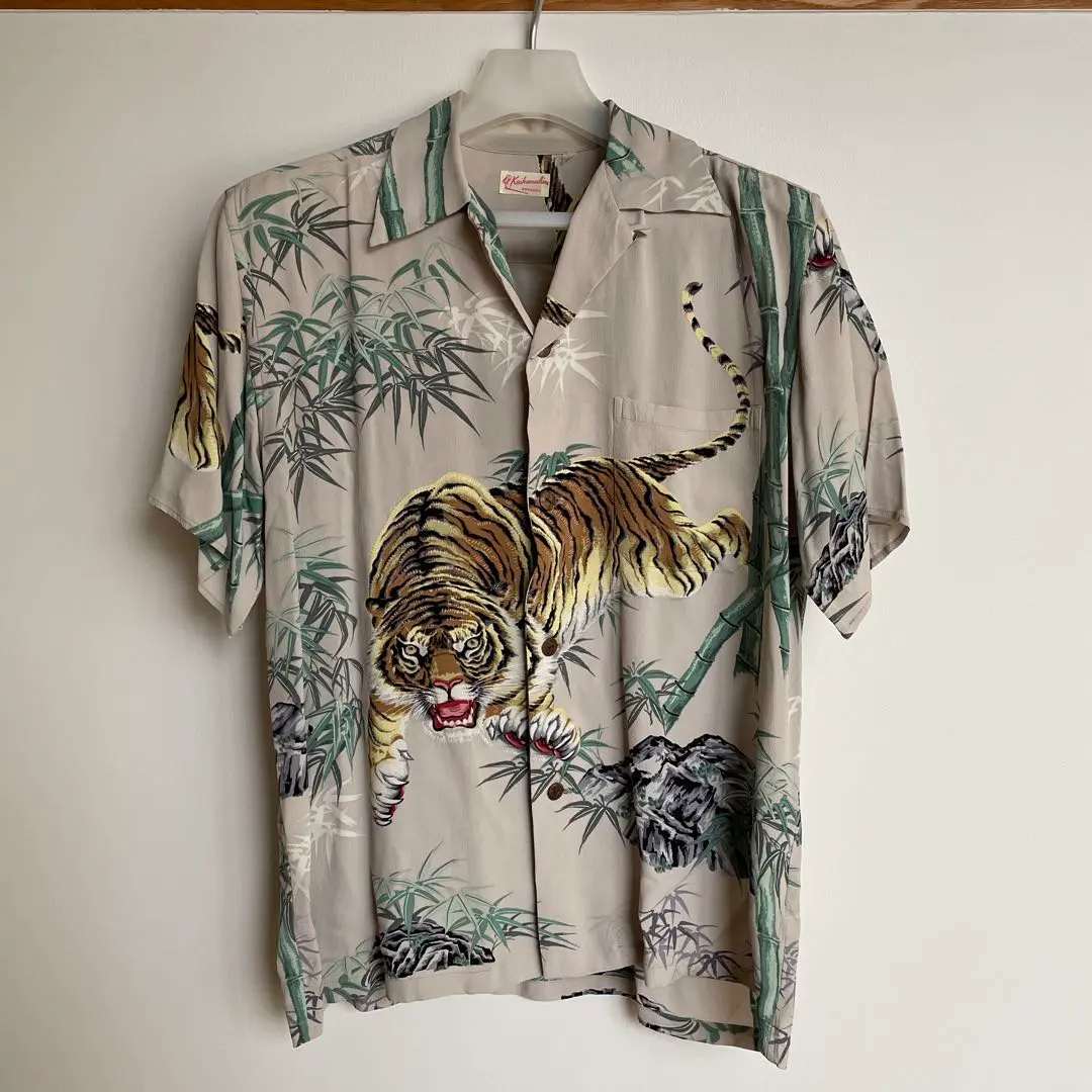 サンサーフ　SS32946 サイズM トラ柄