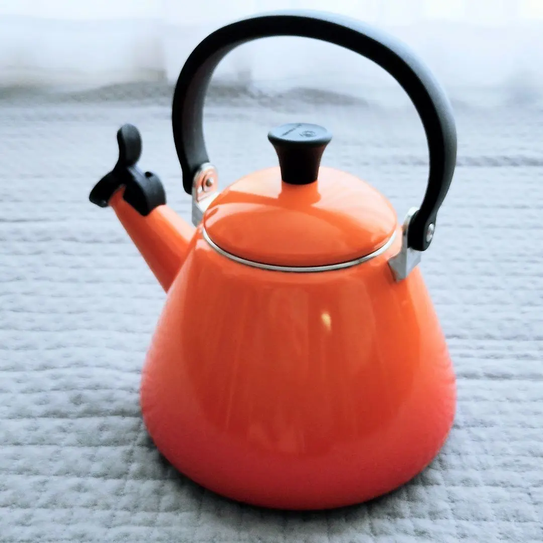 ♥ル・クルーゼ（Le Creuset）ケトル・（オレンジ）1.6リットル