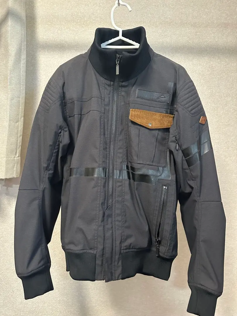 クシタニ ブルゾン（アーカナリブブルゾン）