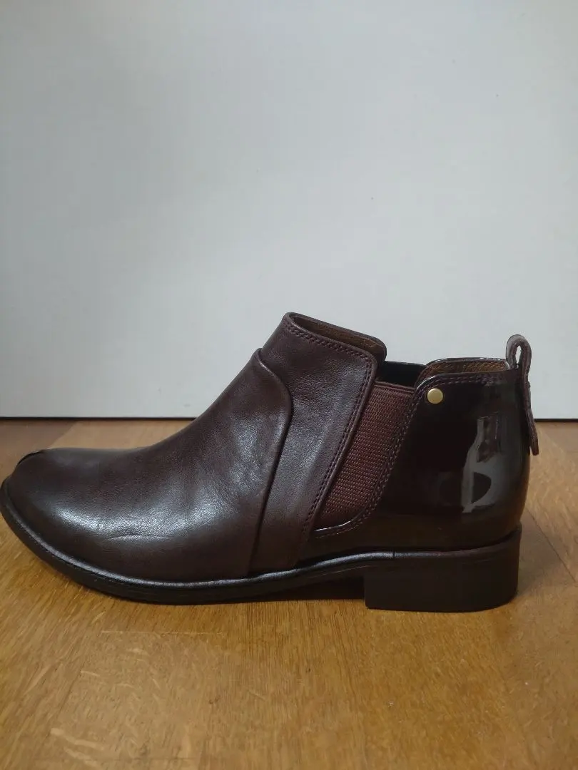 momon.（モモン）　ブーティ　２３センチ　試着のみ　モードエジャコモ