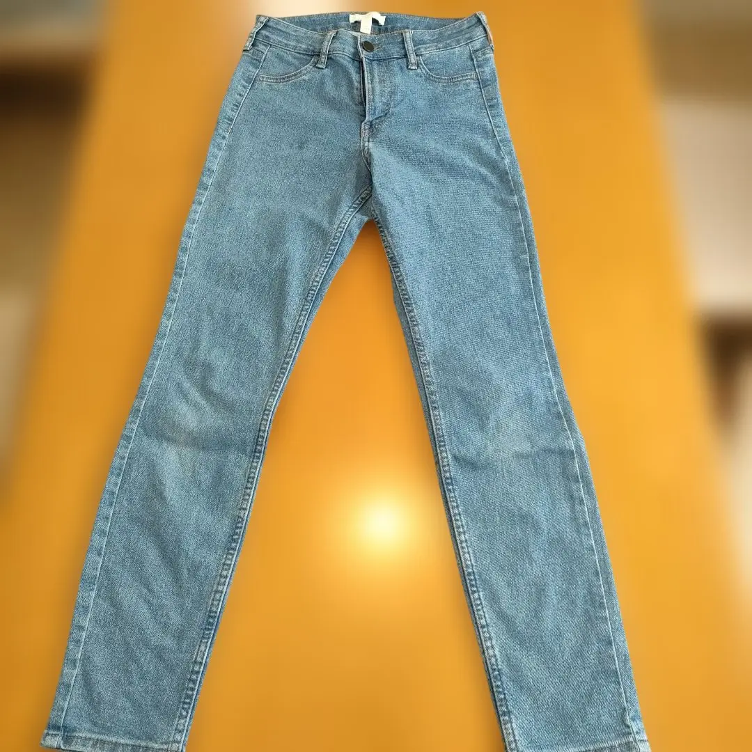 Ｈ＆Ｍ　スキニーデニムパンツ