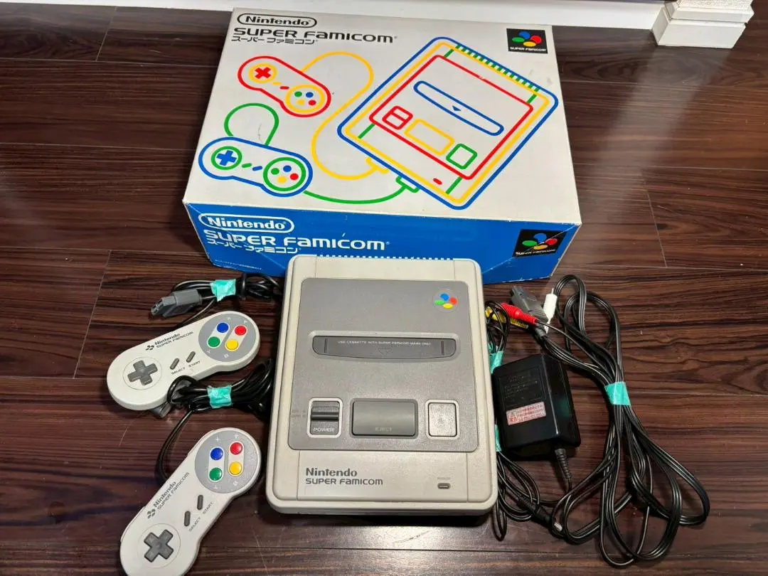 Nintendo スーパーファミコン 本体 箱付き -0165