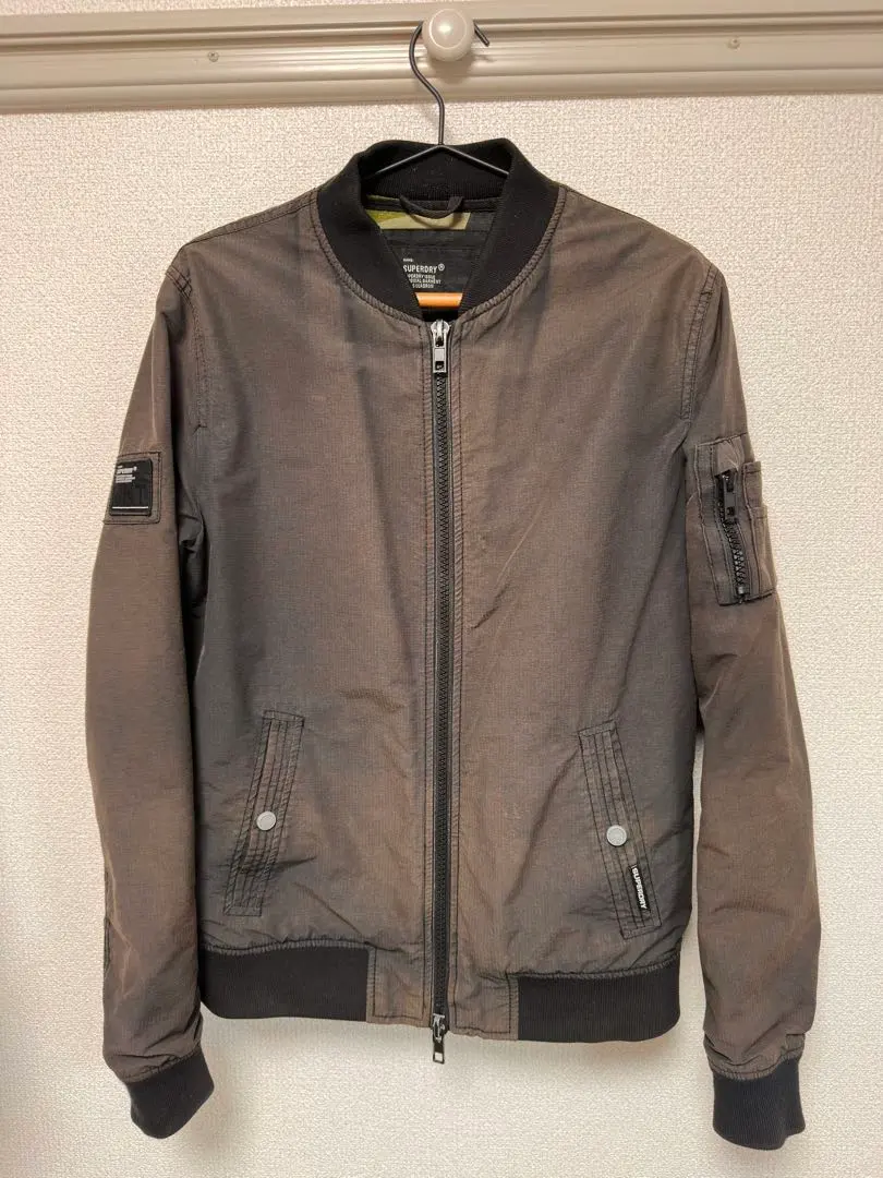 SUPERDRY 極度乾燥しなさい MA-1ジャケット
