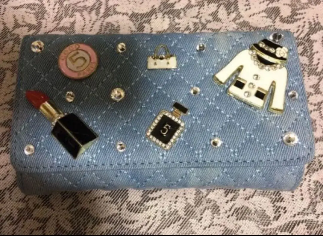 【新品未使用】【SALE】ショルダータイプ　デニム装飾長財布