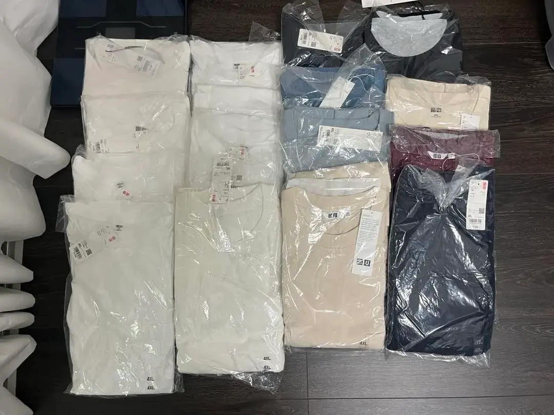 ユニクロ　Tシャツ　4XL 16枚セット　新品未使用