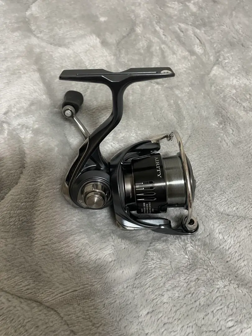 Daiwa ダイワ エアリティST SF 2000 SS-P