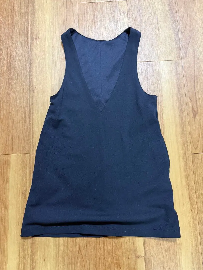 黒 Vネック ノースリーブ ワンピース