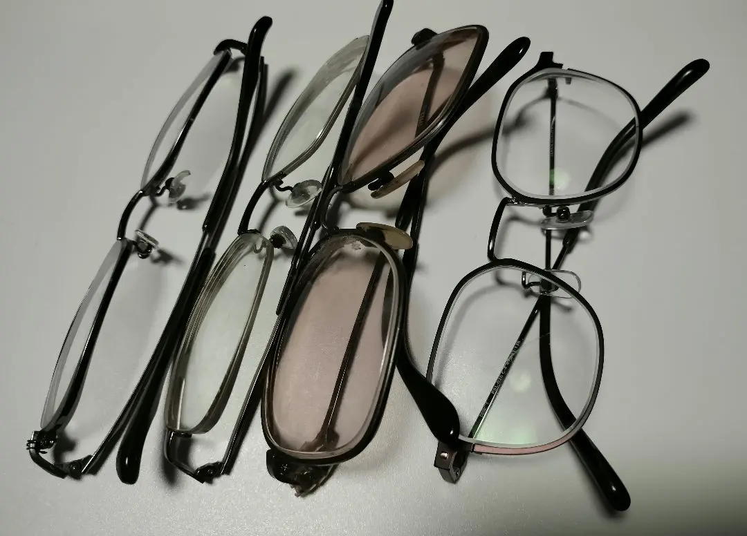 壊れたメガネ　4点セット