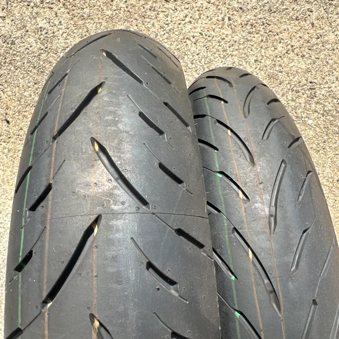 SPORTMAX GPR-300 タイヤ 未走行 新車外し