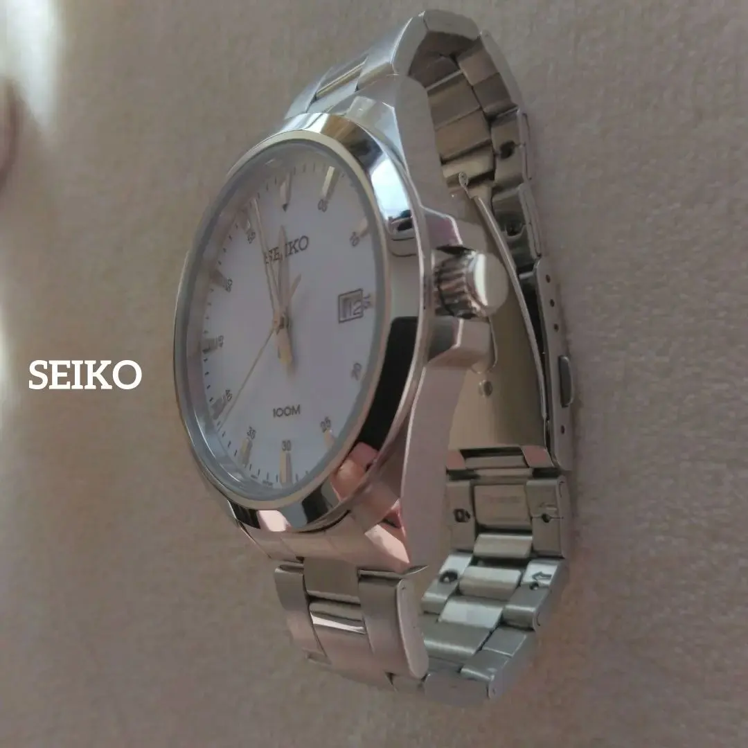 【SEIKO】腕時計ホワイト　6N42-00H0