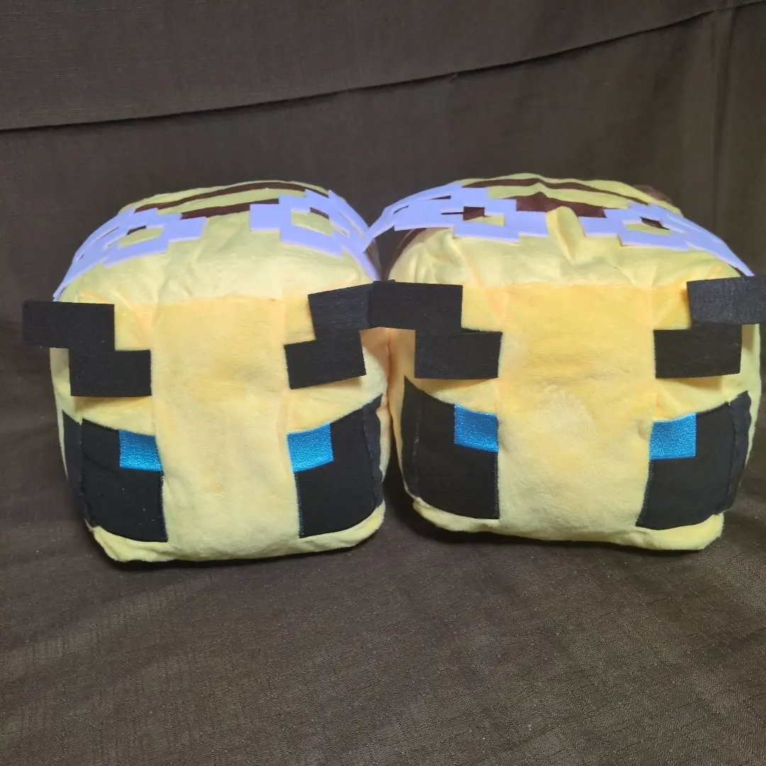 Minecraft　マインクラフト　マイクラ　BIGぬいぐるみ　ミツバチ