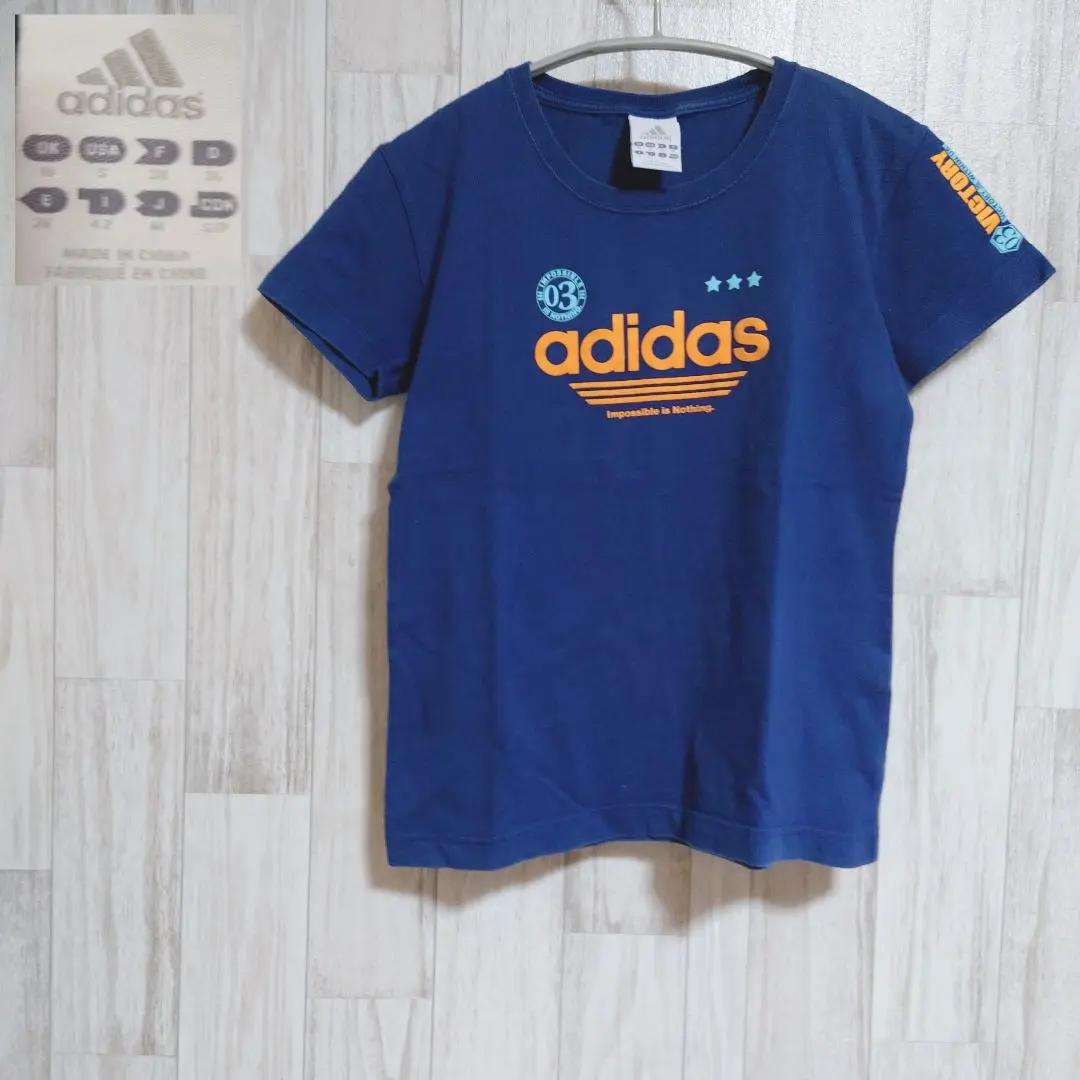 ●adidas● 半袖Tシャツ ロゴ入り ネイビーブルー 03