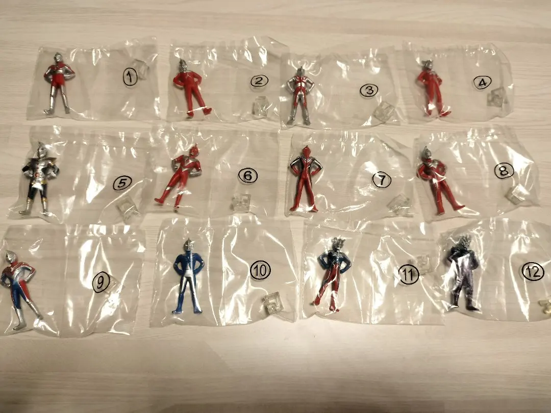 キャラコレチョコ ウルトラマン 全12種 フルコンプ セット