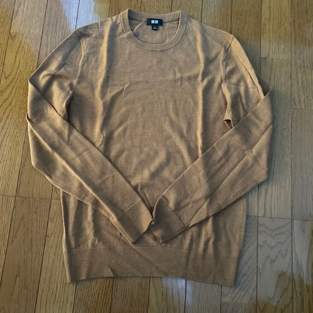 UNIQLO ファインメリノウールニット