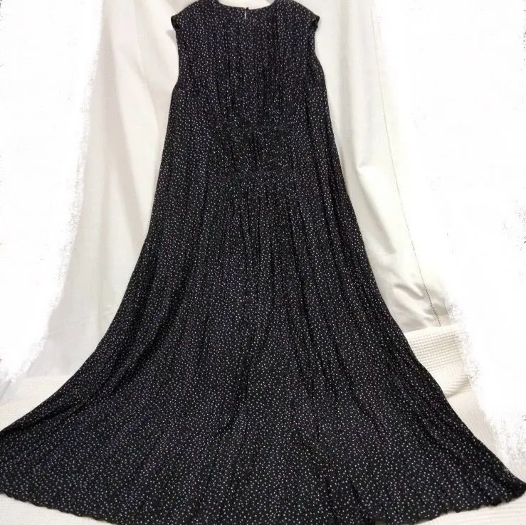 Mila Owen ミラオーウェン 極小ドット裾ふんわり広がり　ワンピース