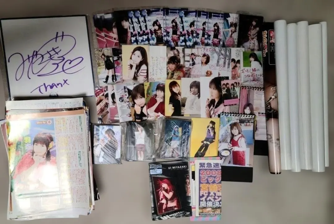 宮崎羽衣 グッズセット サイン 直筆コメント 未開封ライブDVD付き　など