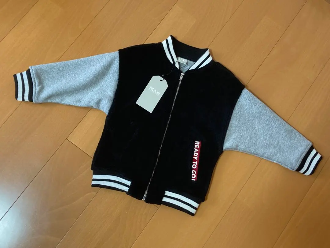 新品タグ付き DILASH ディラッシュ ジャンパー アウター 100