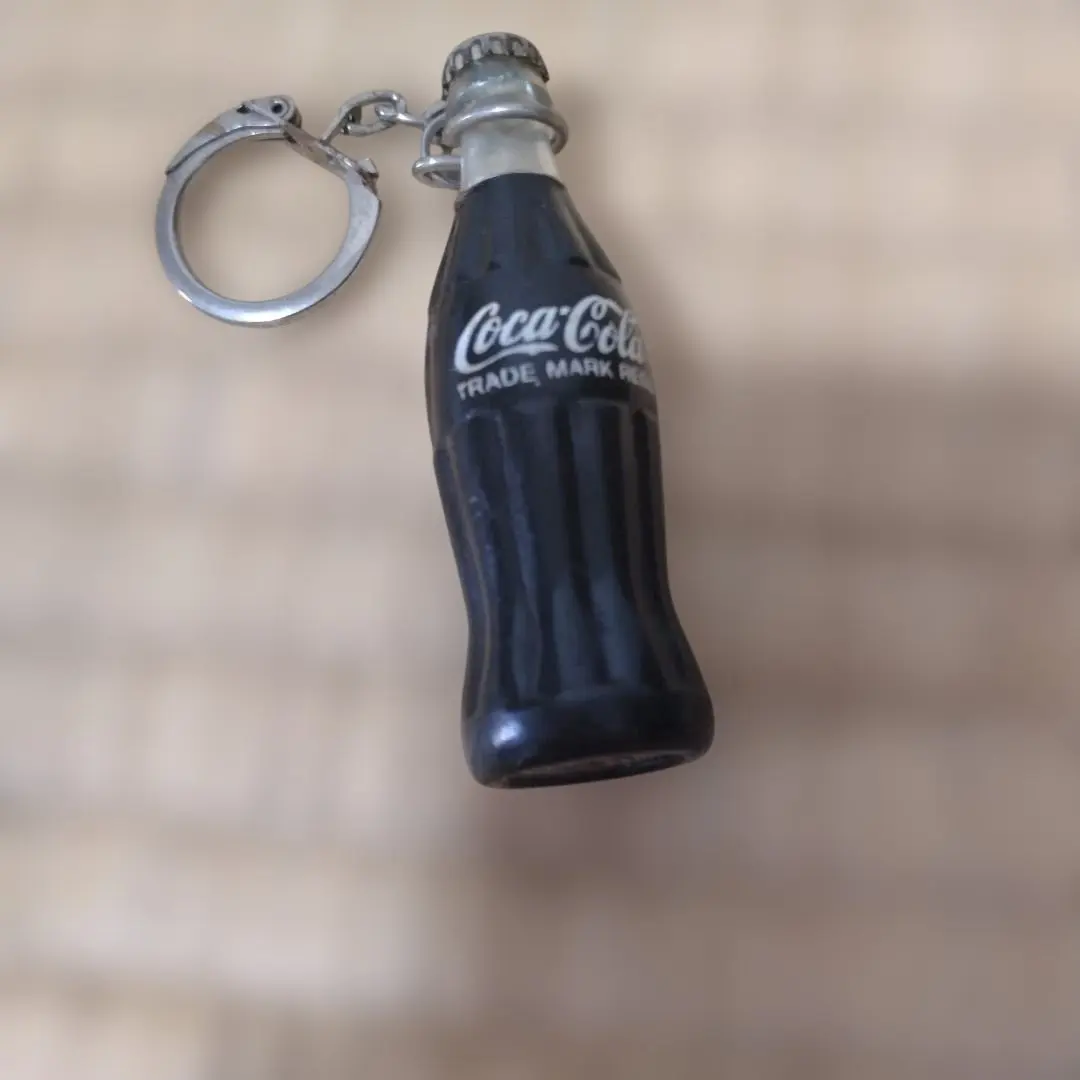 Coca-Cola 瓶型キーホルダー　昭和レトロ　6.5cm