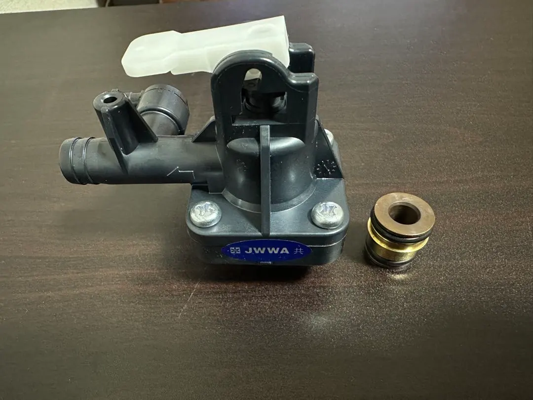 DAIKIN エコキュート 逃し弁