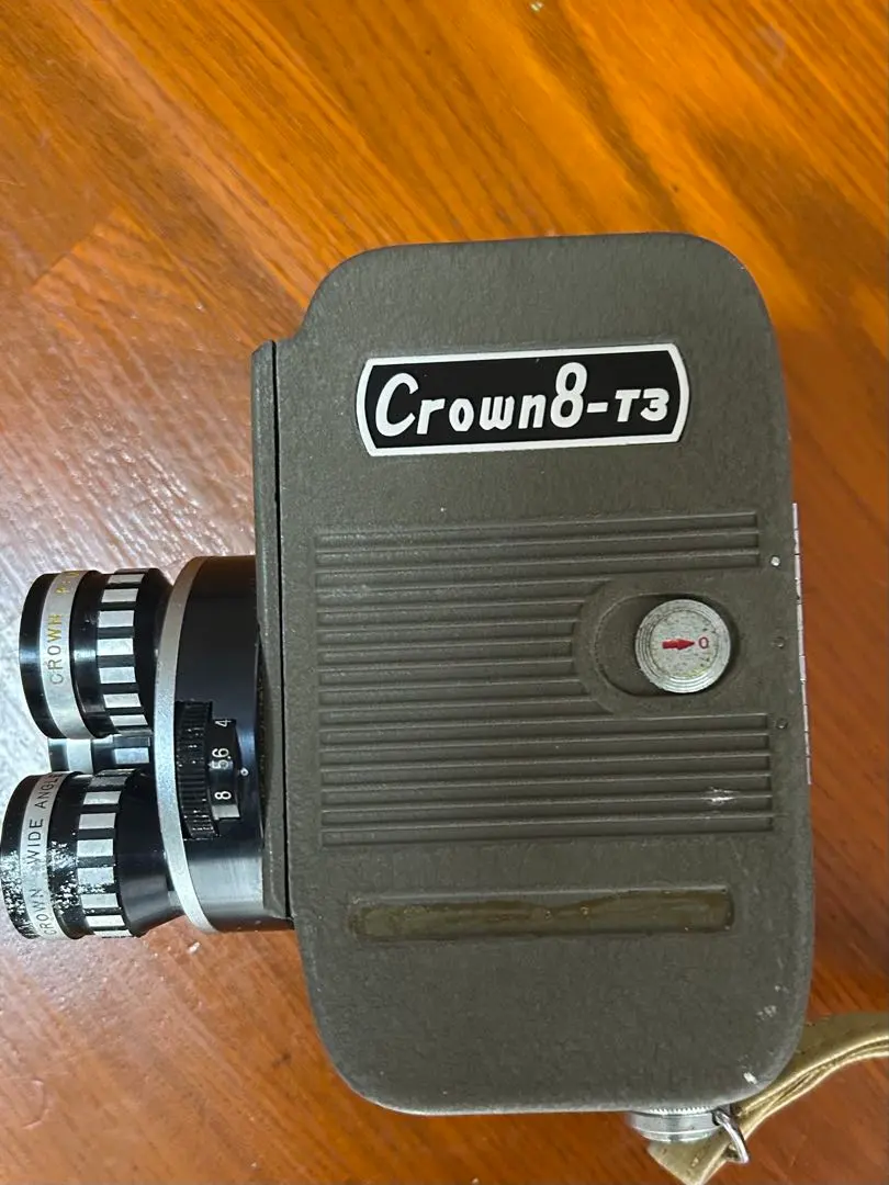 Crown 8-T3 フィルムカメラ