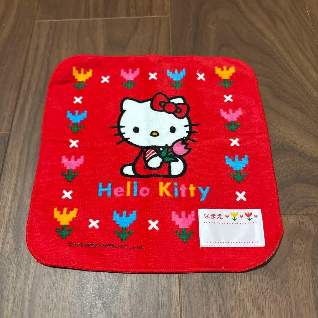 ハローキティ ミニタオル 赤