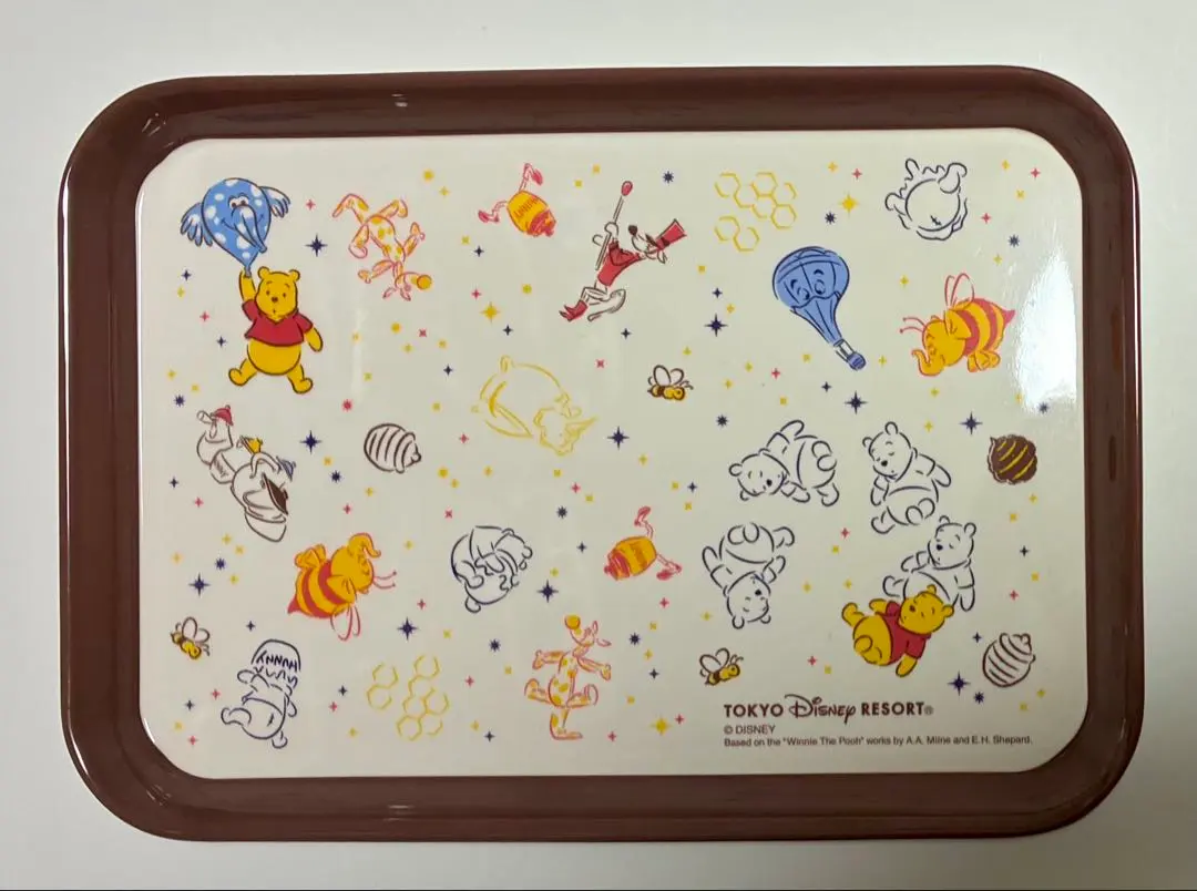 ディズニーリゾート　プーさん　ハニーハント　トレー