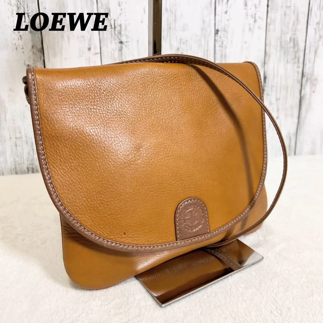 《希少》 LOEWE ショルダーバッグ ヴィンテージ フラップ サコッシュ