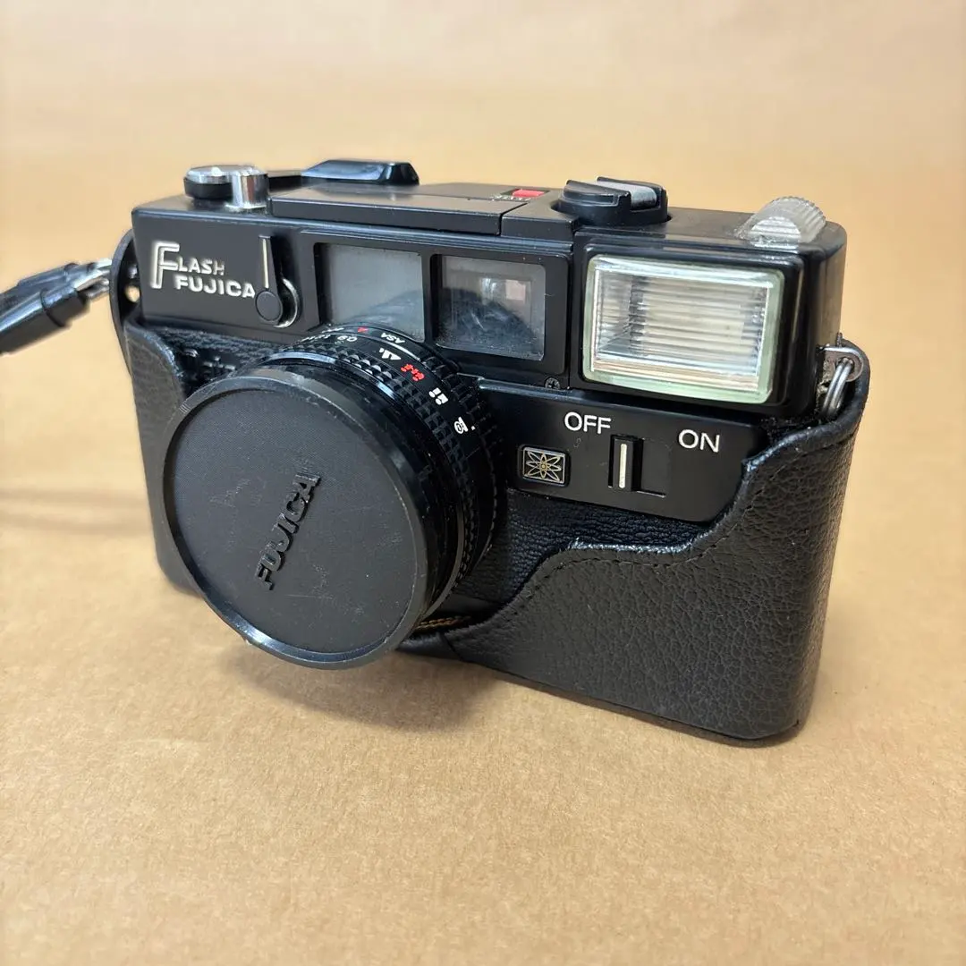 Fujica Flash Date カメラ