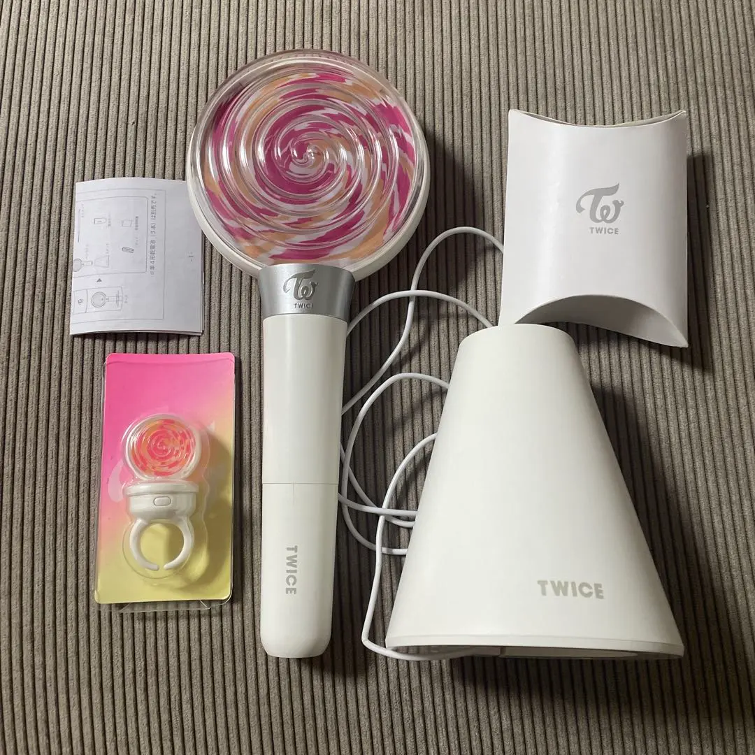 KFEN様専用TWICE CANDYBONG セット　ペンライト