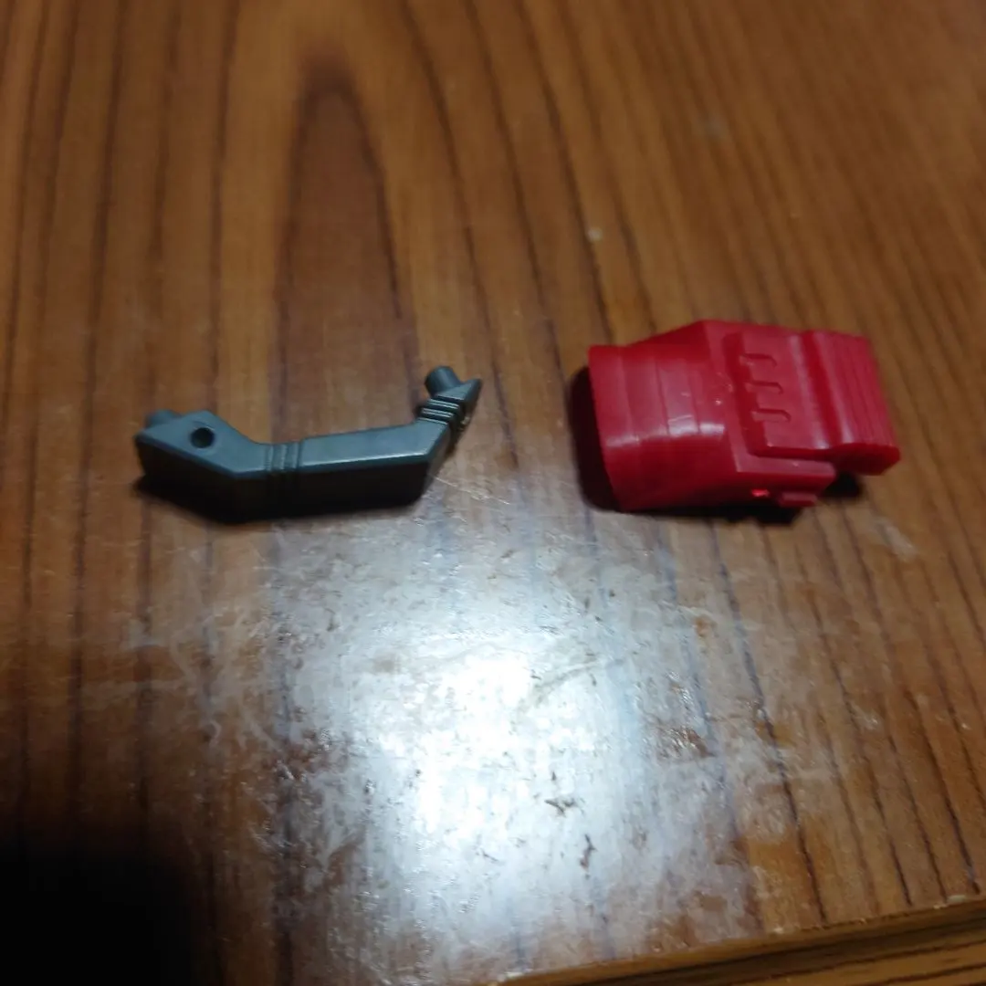 ゾイドジェノブレイカーとライガーゼロパーツ