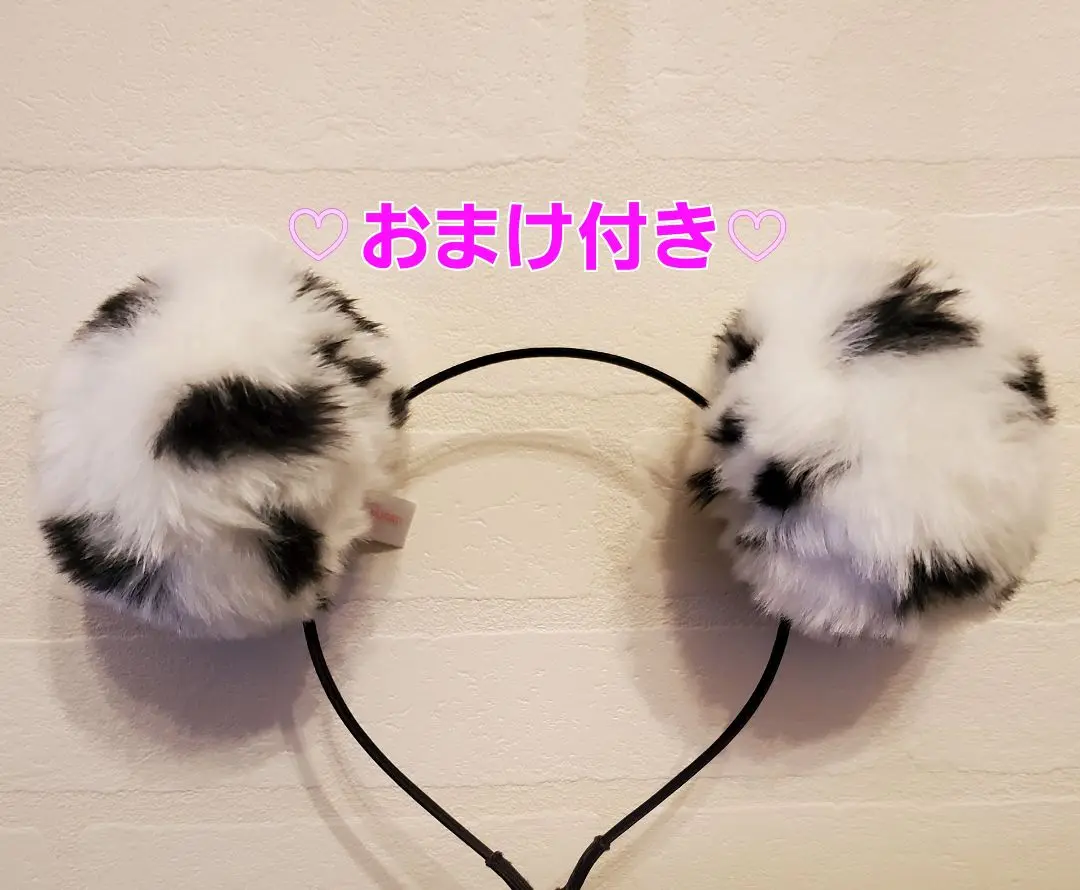 ディズニー【美品】ミッキーポンポンカチューシャダルメシアン