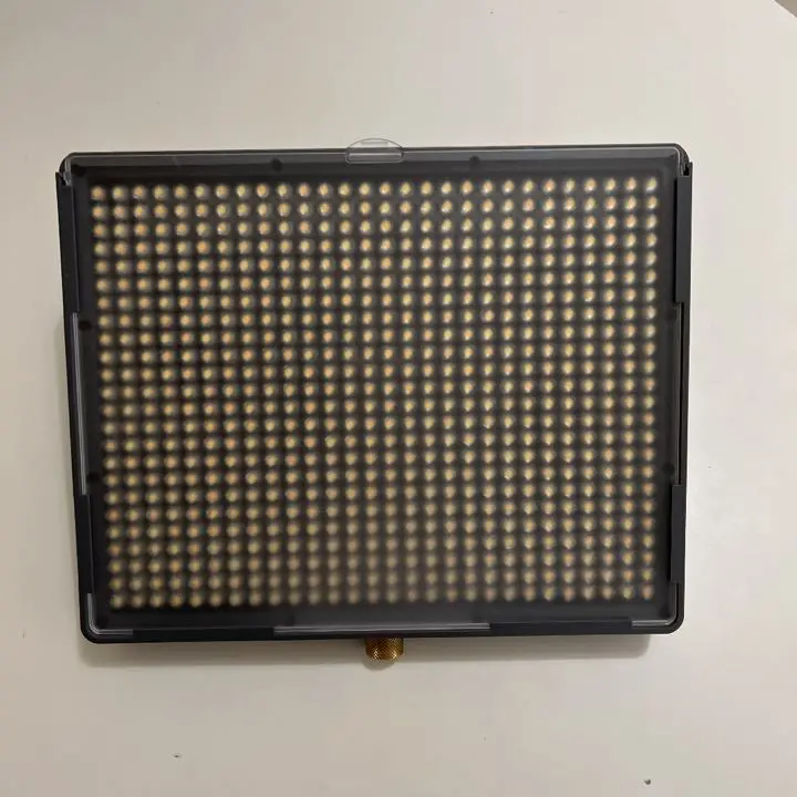 Aputure HR672C Amaran Light