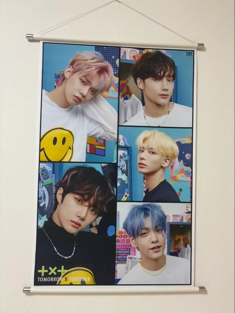TXT タペストリー　トゥバ