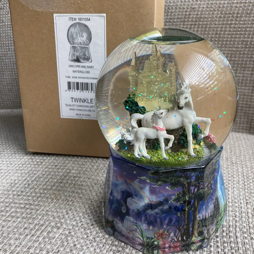 【新品　希少】twinkle社　スノードーム　白馬の親子　スノードーム 美術館