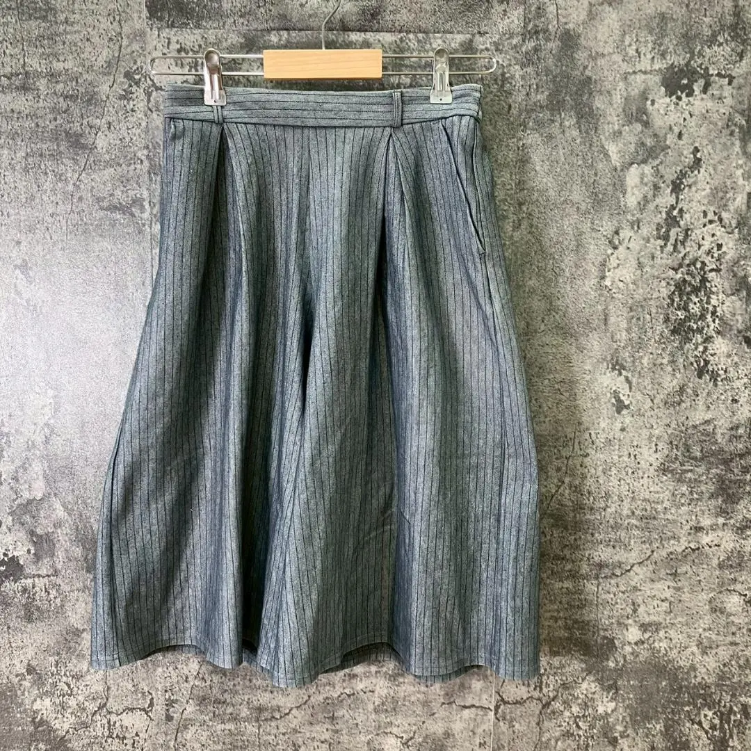 ✨GU✨ジーユー♡ストライプ柄スカーチョ♡ガウチョ♡グレー♡着回し抜群(S)