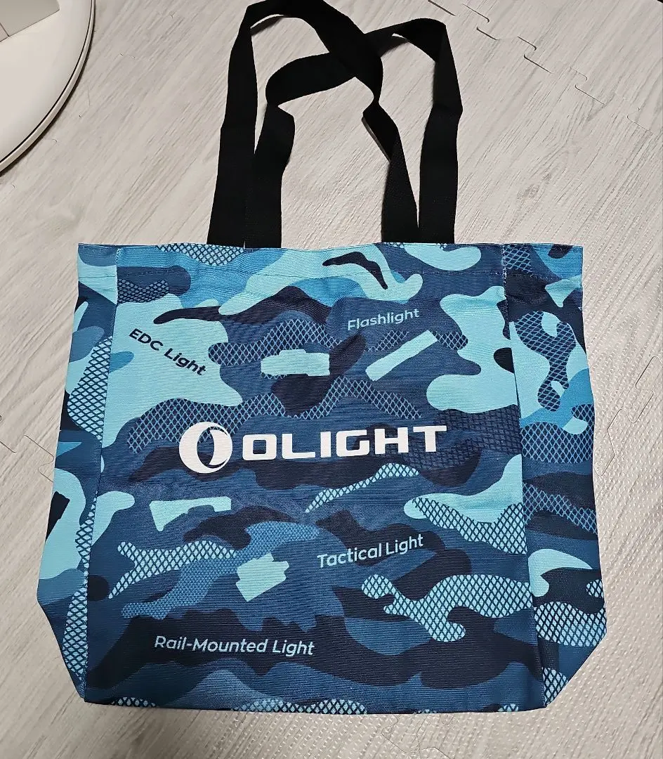 OLIGHT トートバッグ