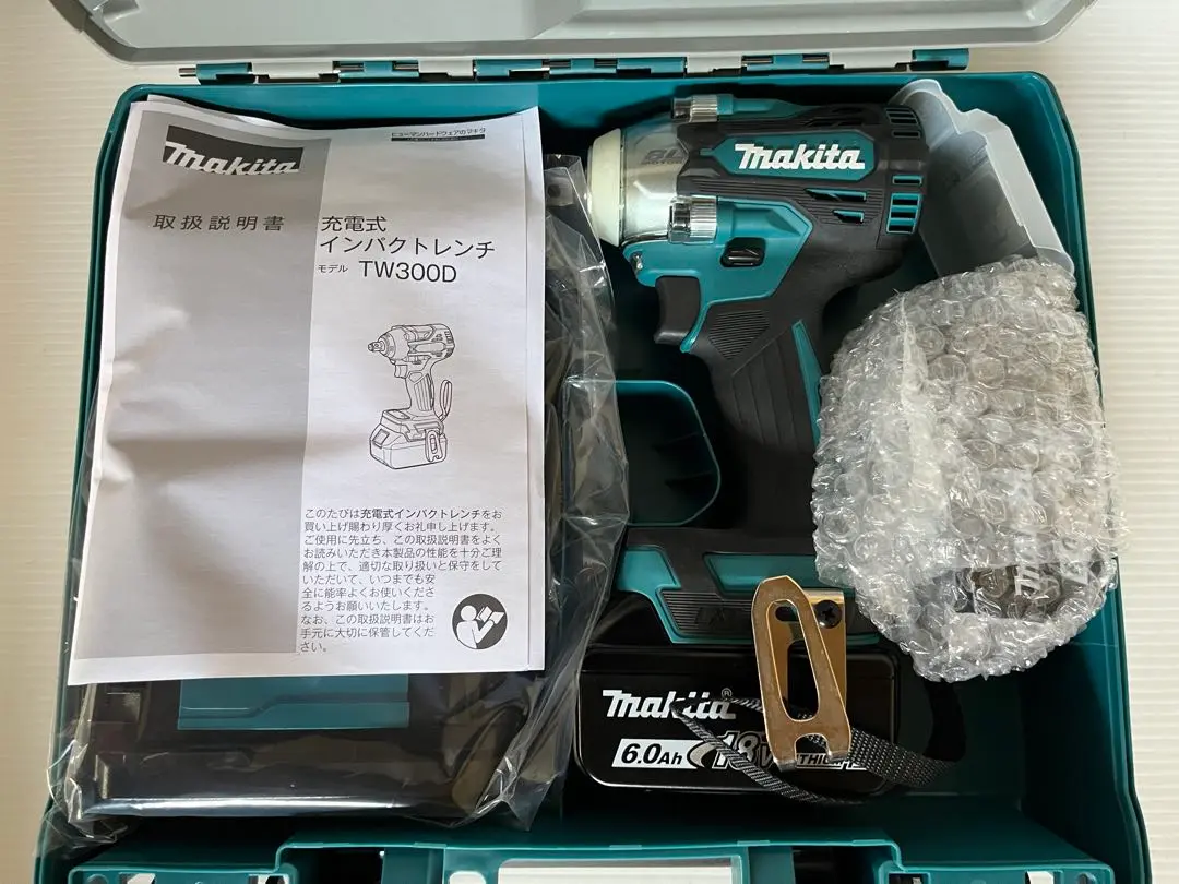 マキタ 充電式インパクトレンチ TW300DRGX
