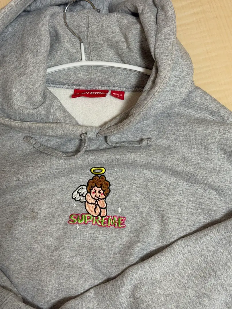Supreme エンジェル刺繍 グレー パーカー