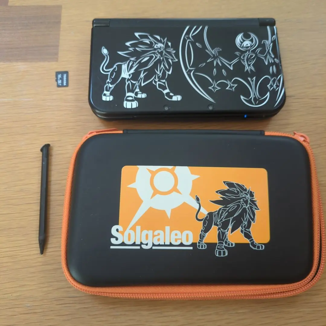 Newニンテンドー3DS LL ソルガレオ・ルナアーラ【ブラック】
