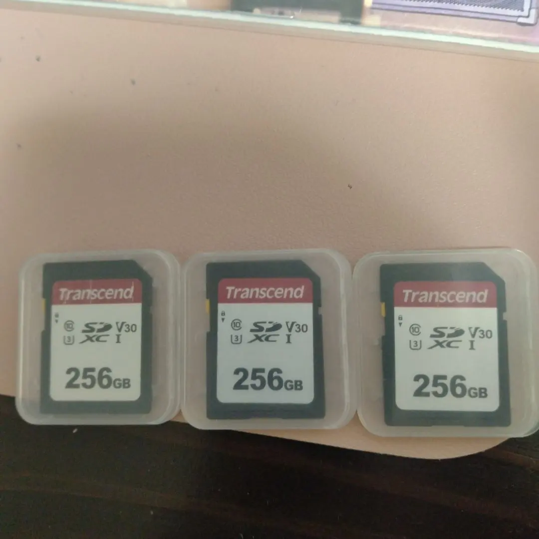 トランセンド　TRANSCEND　SDカード　256GB　３枚