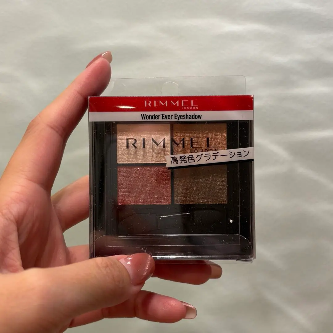 【リンメル】ワンダー エバー アイシャドウ 003 サンセットレッド